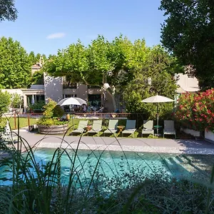 3* Hotel 96
